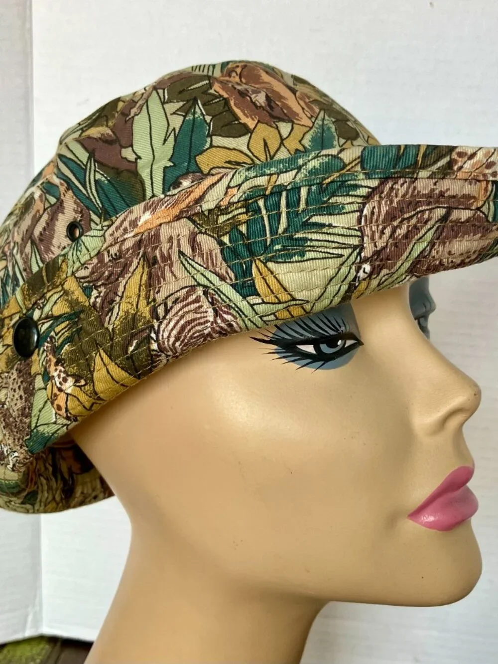 Vintage Bucket hat with snaps and animal collage print